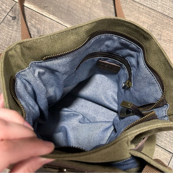 Zede Canvas Crossbody - Picture 4 of 9